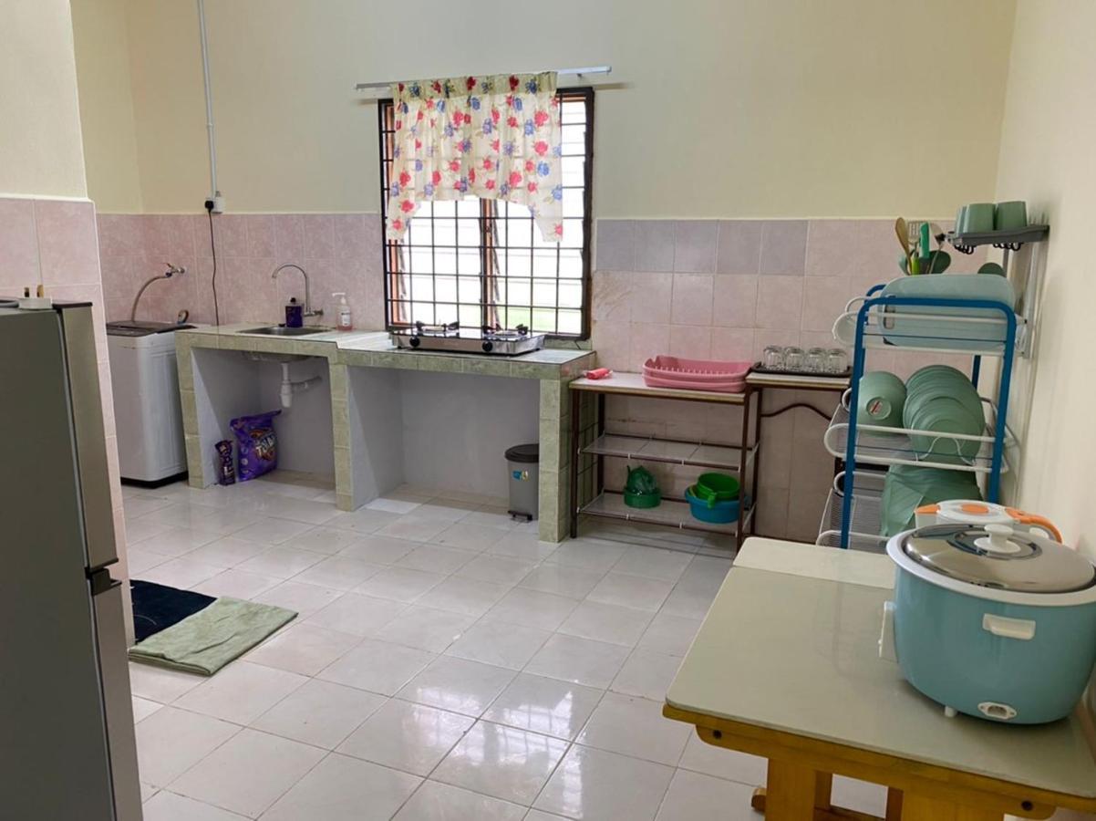 Homestay Sri Jasmine Kajang Exterior photo